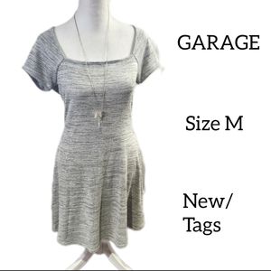 GARAGE LIGHT GREY SPRING/SUMMER  DRESS SHORT SLEEVES SIZE M NEW WITH TAGS